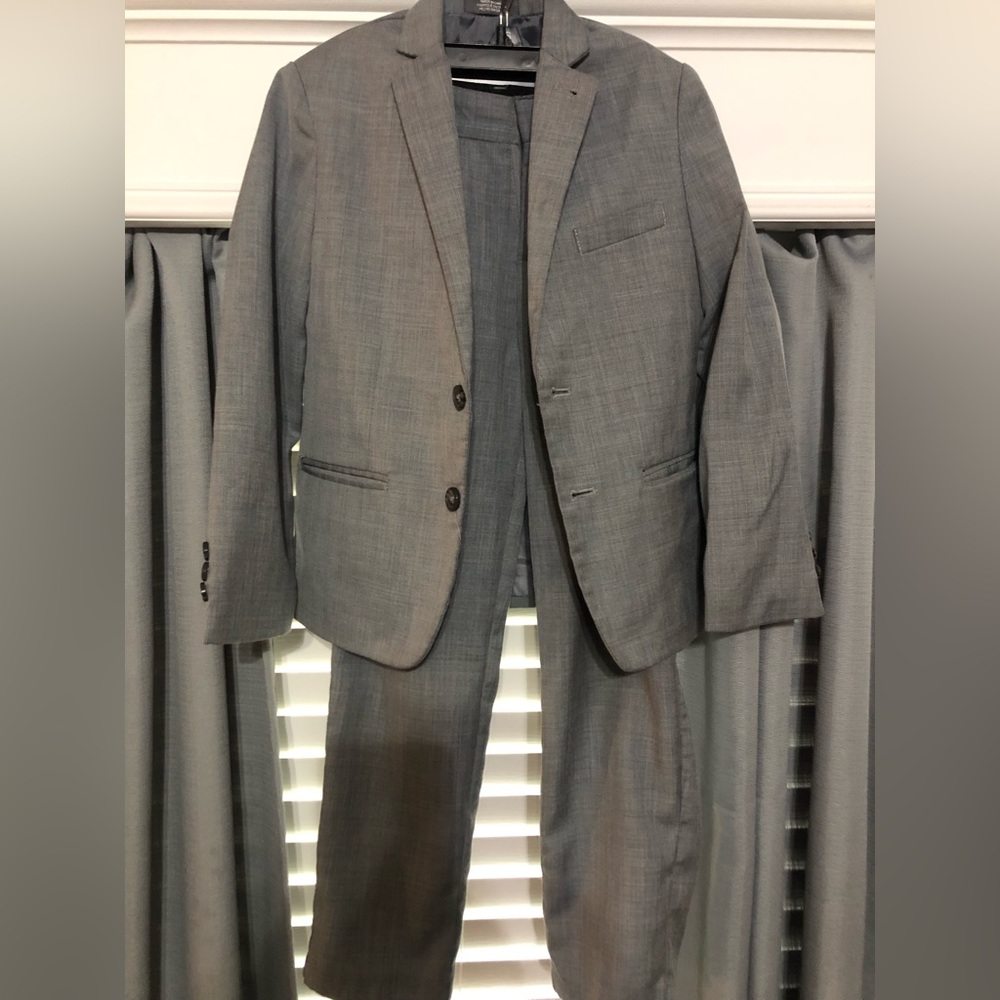 Boys gray suit.